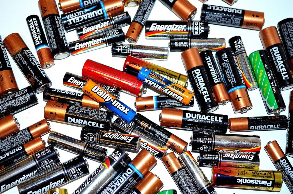 How To Throw Out Batteries All You Need To Know Just Skips 1995