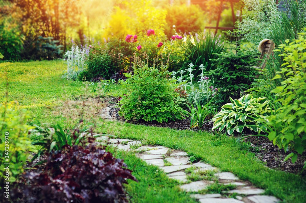  do it yourself landscaping ideas front yard: Build a stone pathway